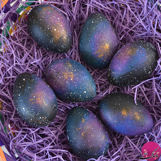 رنگ کردن تخم مرغ به شیوه کهکشانی