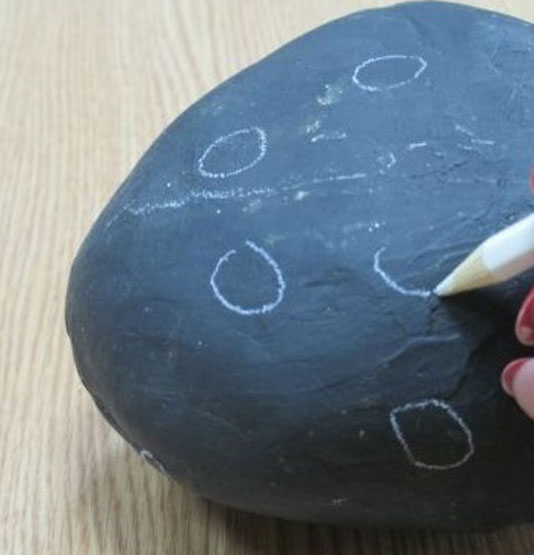 آموزش تصویری نقاشی روی سنگ