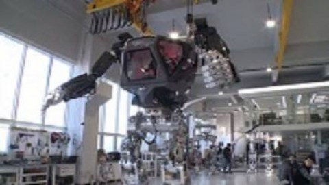 نخستین ربات سرنشین‌دار جهان