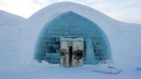 بزرگترین هتل یخی جهان در سوئد