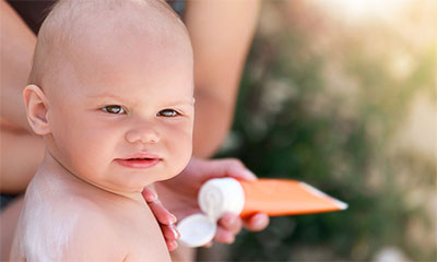 کرم ضد آفتاب برای پوست نوزاد ضرر دارد