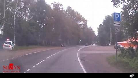 سرعت غیرمجاز کار دست خودروی پلیس داد!