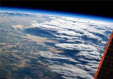 توفان سهمگین ماتیو را از فضا ببینید