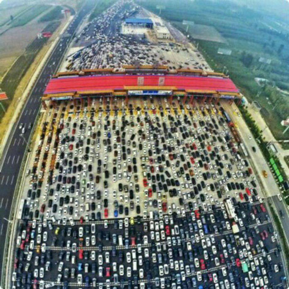 ۳۸۵ میلیون خودروی تک‌سرنشین در چین+عکس