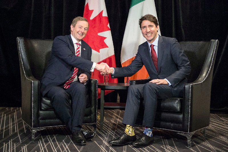 دیپلماسی جوراب های عجیب «نخست وزیر کانادا»