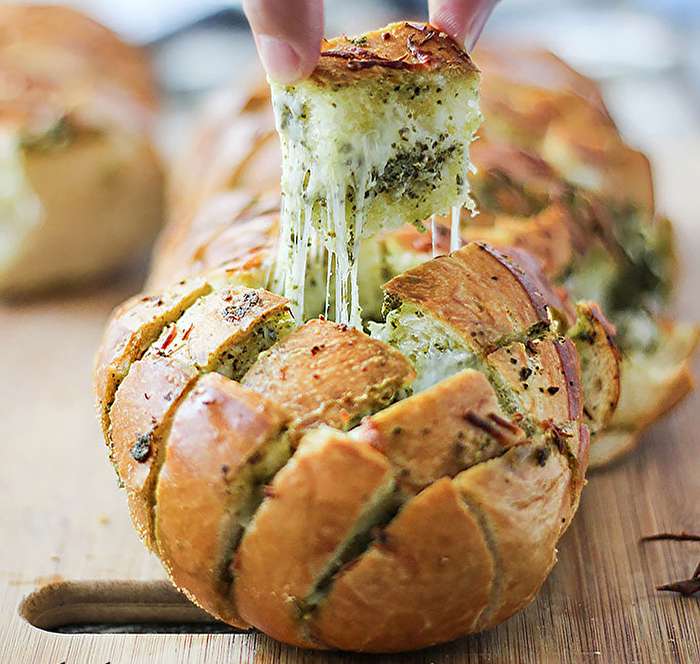 نان باگت با قارچ و پنیر، ساده و لذیذ