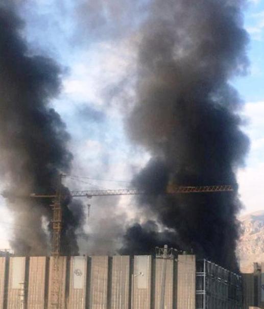 آتش سوزی در ساختمان «ایران مال»حوالی چیتگر +عکس