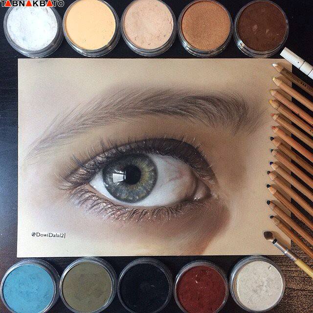 طراحی زیبا و واقع بینانه «چشم ها» با مداد رنگی