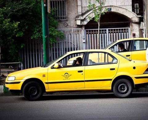 اقدام ناشایست و عجیب راننده تاکسی در اصفهان