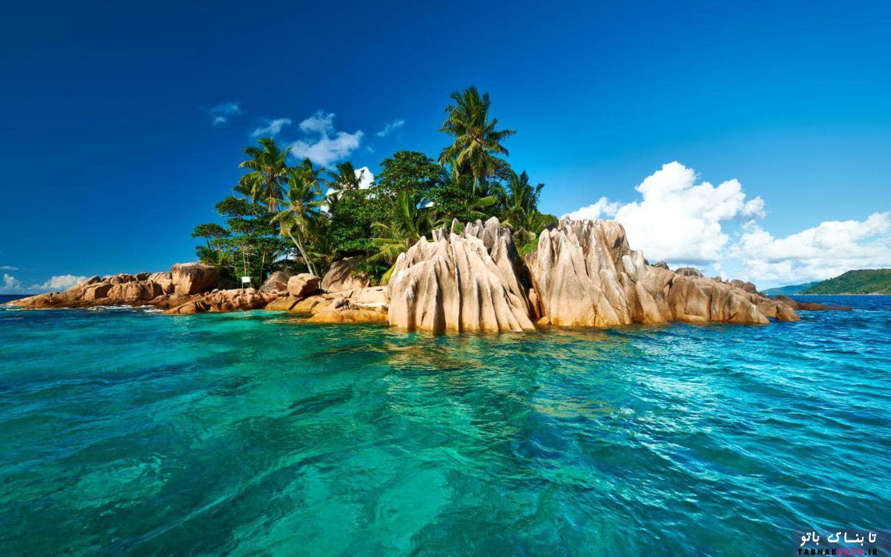 10 جزیره‌ای که مقصد سفر افراد مشهور است