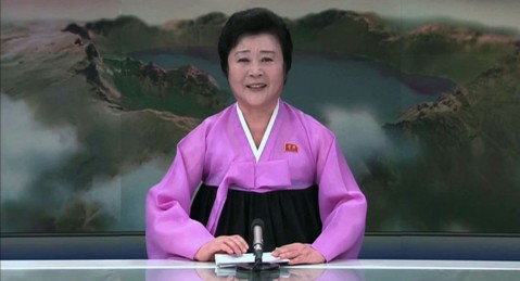 زن صورتی پوش مورد علاقه رهبر کره شمالی