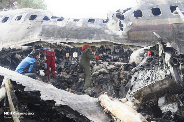تصاویری متفاوت از سقوط هواپیمای بوئینگ ۷۰۷