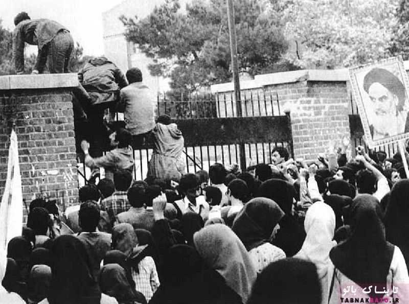 تاریخچه بالا رفتن از دیوار سفارت در ایران