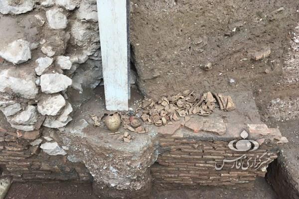 کشفیات جدید باستان شناسان در کنار خمره‌های شهر ری +عکس
