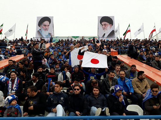 پرچم ژاپن همچنان در استادیوم‌های ایران+عکس