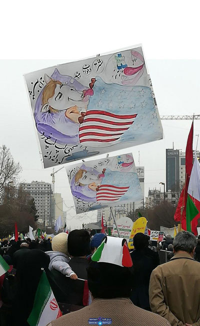 نقاشی یک شهروند مشهدی در راهپیمایی+عکس