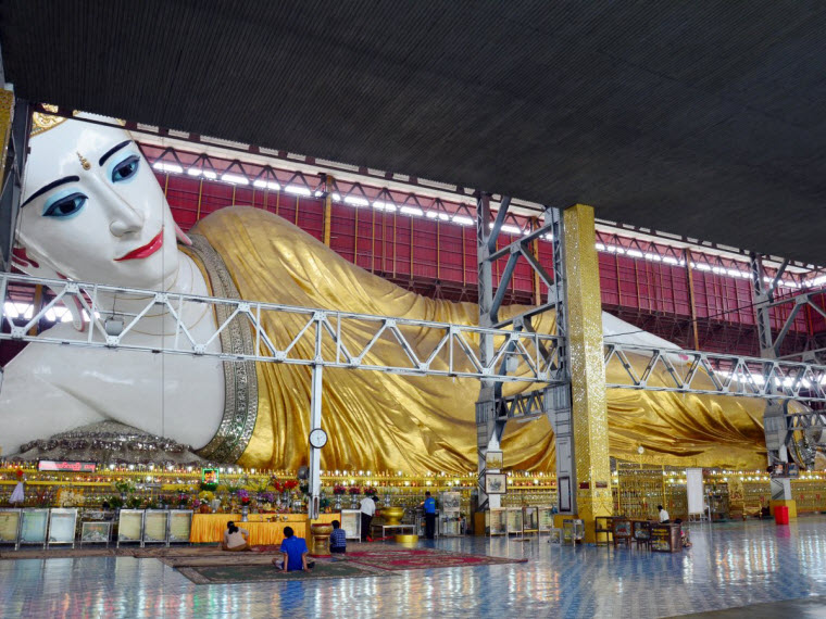 شانزده مجسمه‌ی عظیم‌الجثه در جهان