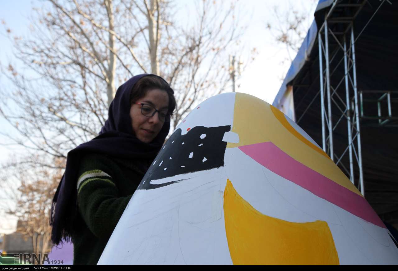 جشنواره تخم‌مرغ‌های رنگی در آستانه نوروز در قزوین