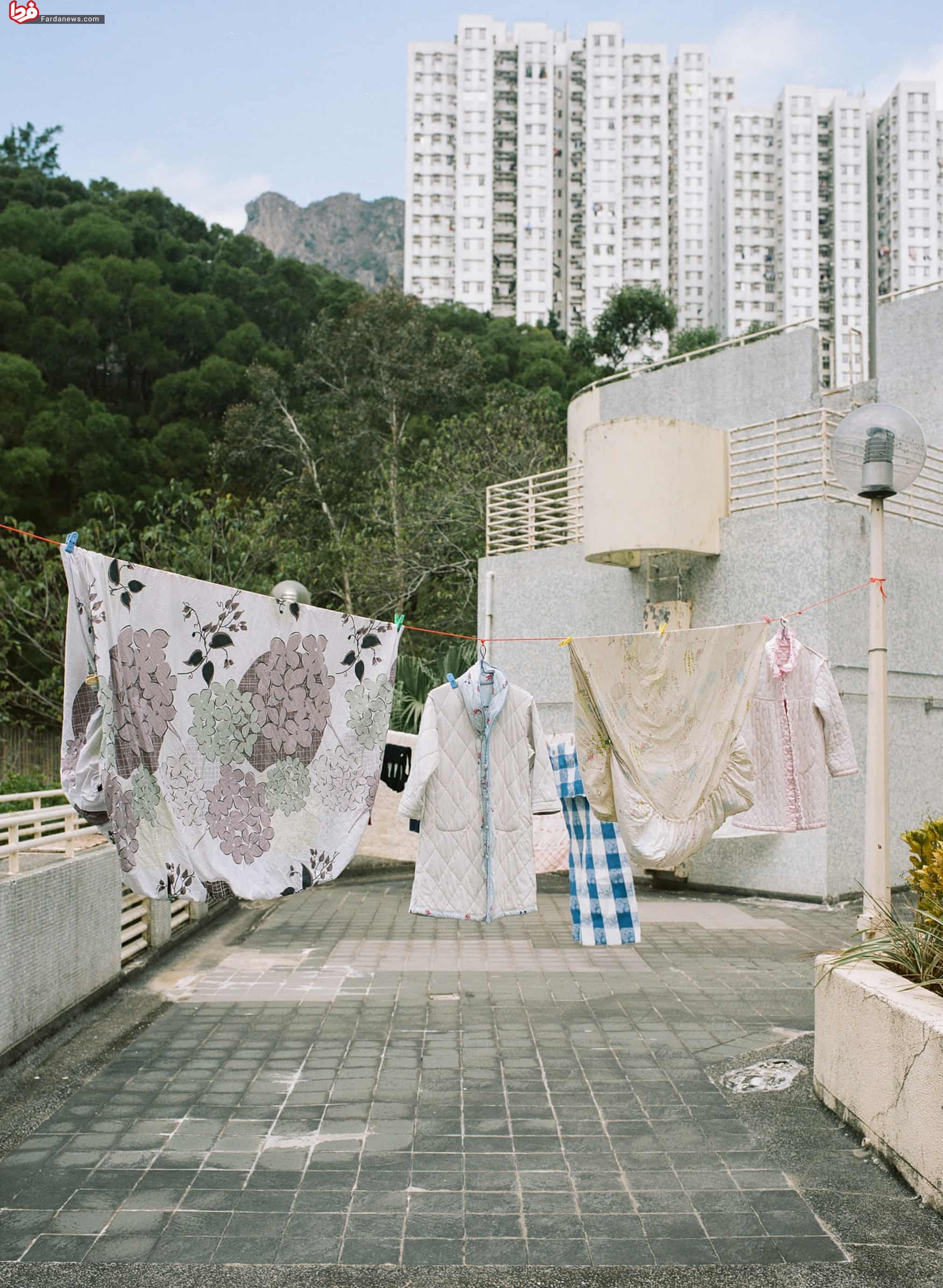 خشک کردن لباس در اماکن عمومی+عکس