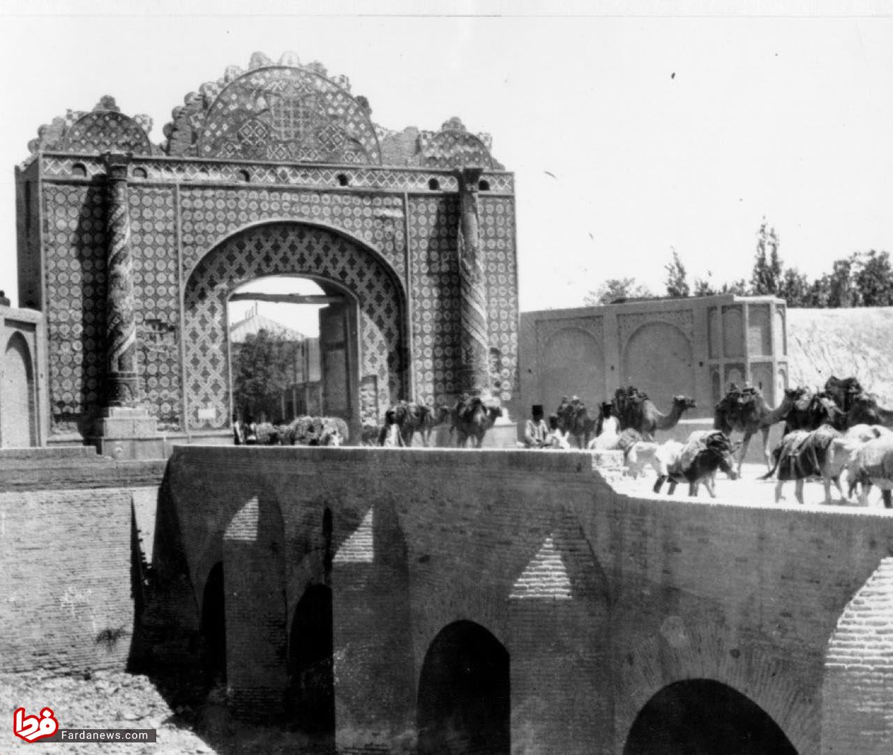 دروازه دولت تهران صد سال پیش چه شکلی بود؟ +عکس