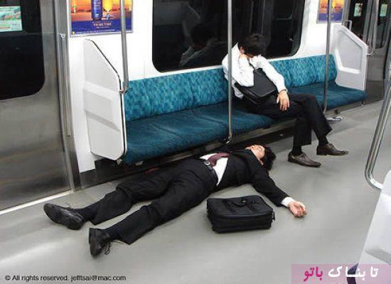 خوابیدن در اماکن عمومی؛ سنت هزار ساله ی ژاپنی ها!