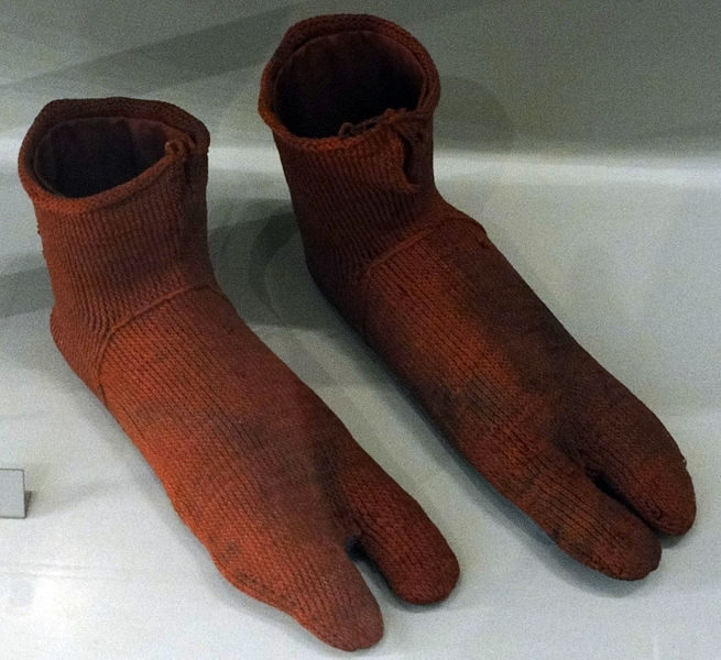 قدیمی‌ترین جوراب دنیا چه شکلی بود؟ +عکس