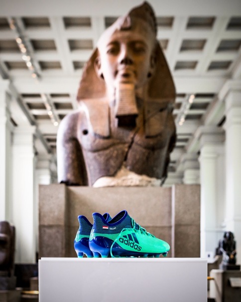 کفش‌های ستاره مسلمان در موزه بریتانیا +عکس