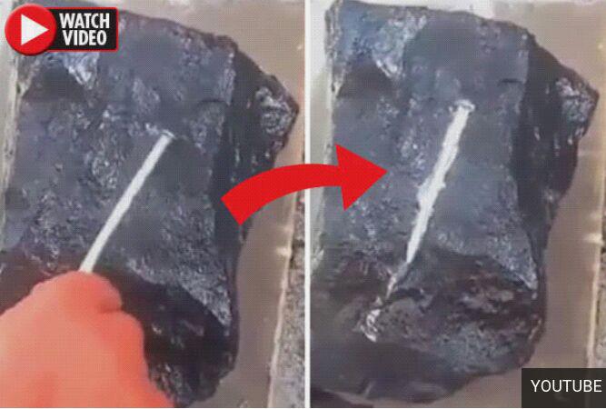 سنگ جادویی عجیبی که فلزات را آب می کند +عکس