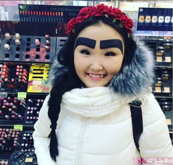 شهرت دختر روس به خاطر ابروهای عجیبش