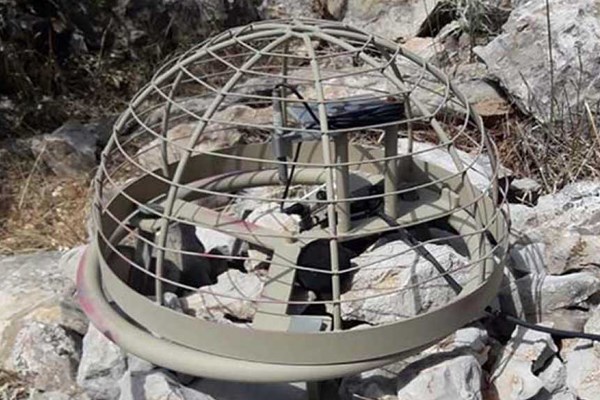 کشف دستگاه جاسوسی رژیم صهیونیستی در لبنان +عکس