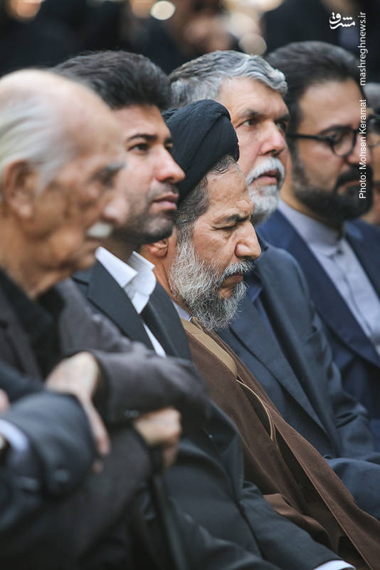 امام جمعه تهران در مراسم تشییع آقای بازیگر +عکس