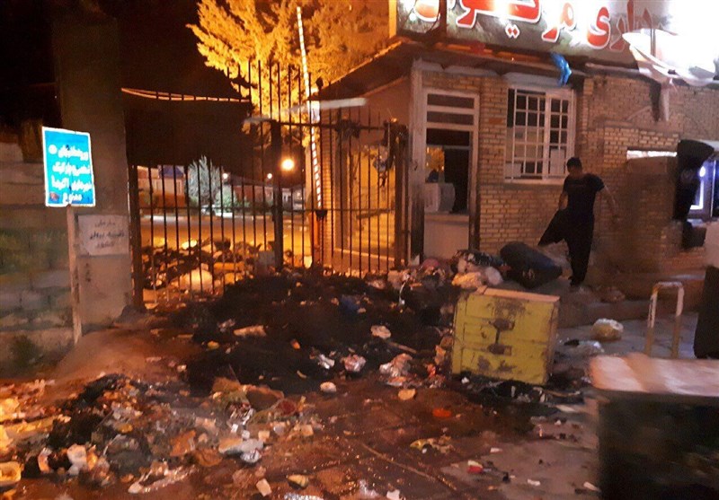 اعتراض مریوانی‌ها به اوضاع نابسامان مدیریت زباله +تصاویر