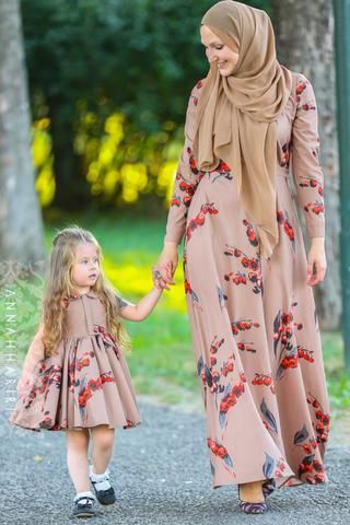 راهنمای ست کردن لباس مادر و دختر