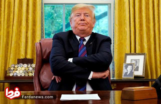 مؤدب نشستن ترامپ در کاخ سفید+عکس