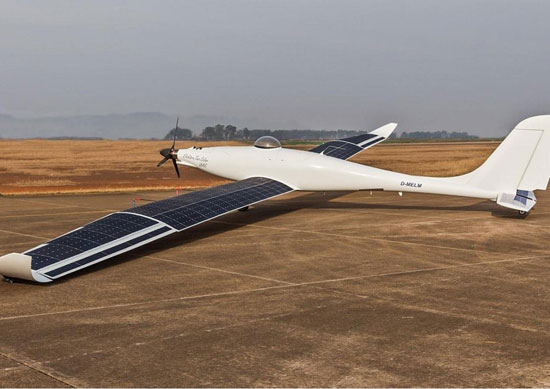 پرواز موفق هواپیمای خورشیدی خودران+عکس