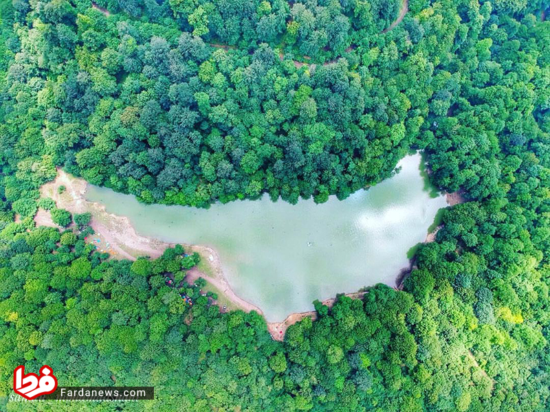 عکس زیبای هوایی از دریاچه چورت