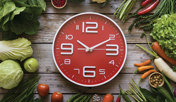 زمان مناسب برای خوردن غذا چه موقع است؟