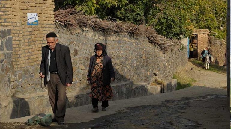 نگاهی به روستای ۵۰۰ ساله پلکانی گشانی (گشانی)