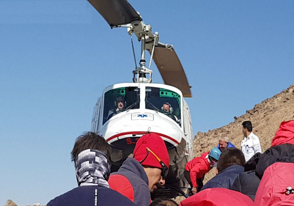 حمله قلبی، مانع فتح قله دماوند زن کوهنورد شد +عکس