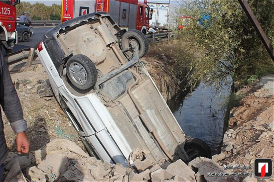 سقوط پراید به کانال آب در جاده ورامین +عکس