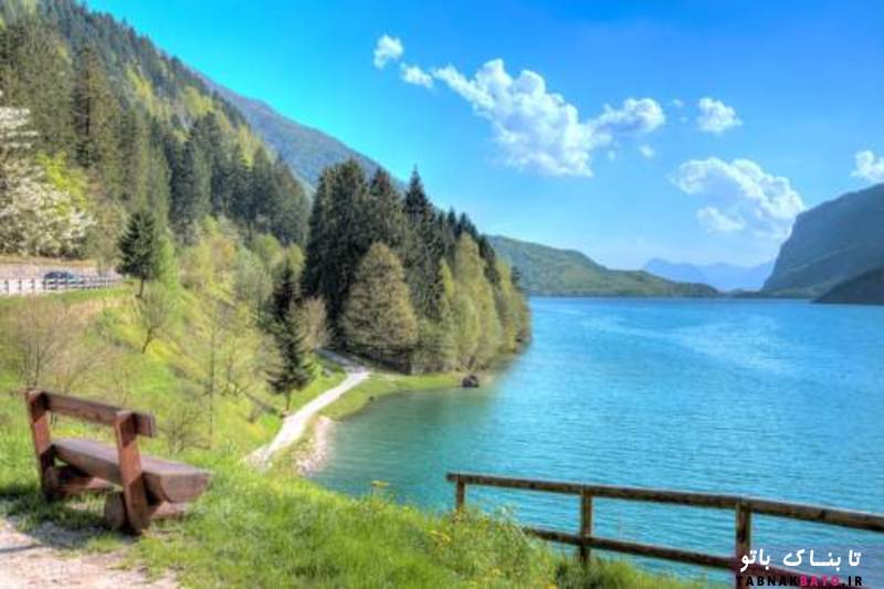 طبیعت زیبای دریاچه «مولوِنو» در شمال ایتالیا