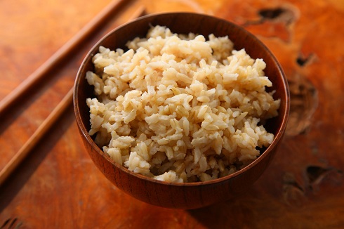 خواص برنج قهوه ای و تفاوت آن با برنج سفید