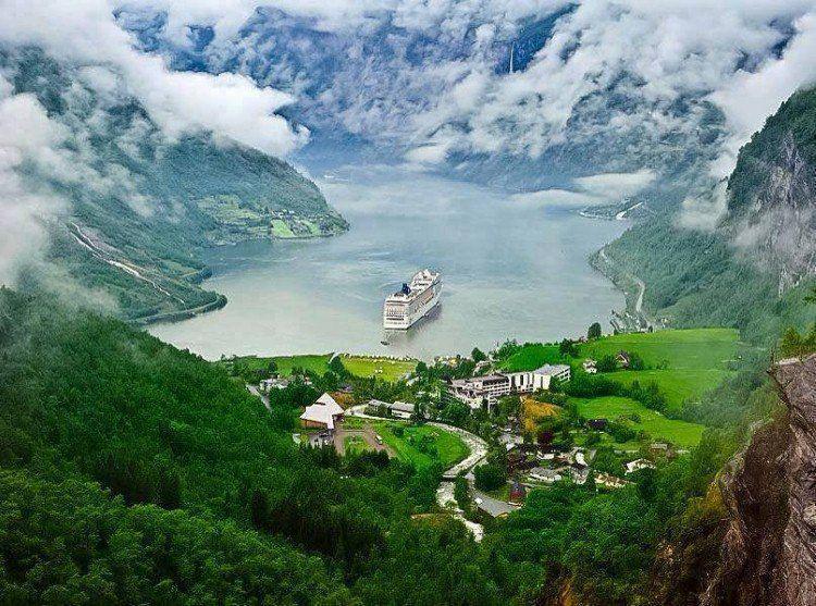 تصاویری از زیباترین آبدره جهان در نروژ