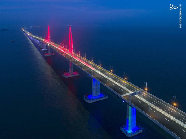 افتتاح طولانی‌ترین پل آبی جهان در چین