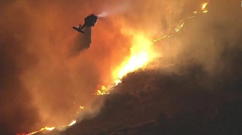 آتش سوزی گسترده در کالیفرنیا +عکس