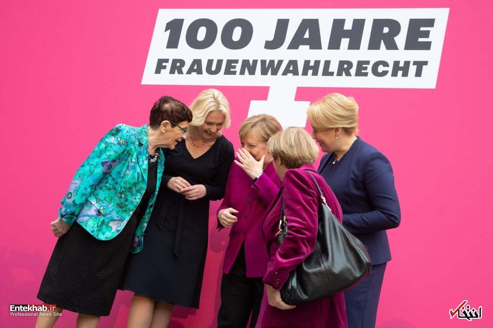 خنده‌های یواشکی مرکل و خانم‌های سیاستمدار آلمانی +عکس