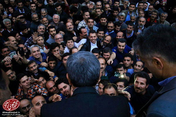 استقبال غیر منتظره از احمدی نژاد در گیلان+عکس