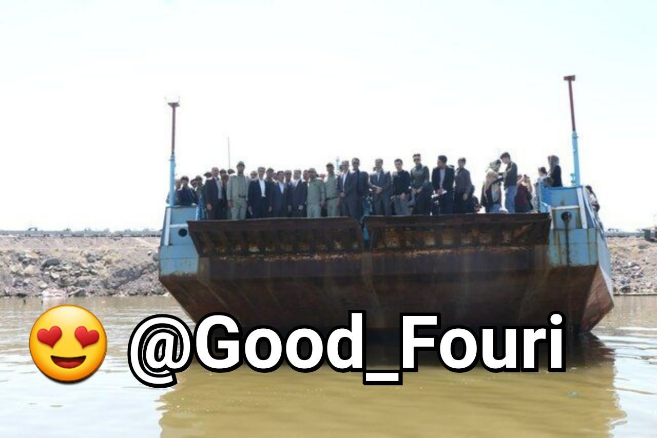 کشتی آرتمیا بعد از ۷ سال در دریاچه ارومیه شناور شد + عکس