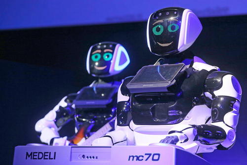 از نمایشگاه روبات‌ها در مسکو تا انتخابات هندوستان