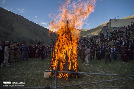 برگزاری «جشن نوروز» در روستاهای کردستان+عکس